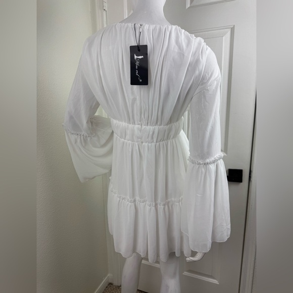 Miss ORD White V-neck Ruffle Hem Vacation Dress Size Small. A37 - Picture 10 of 13